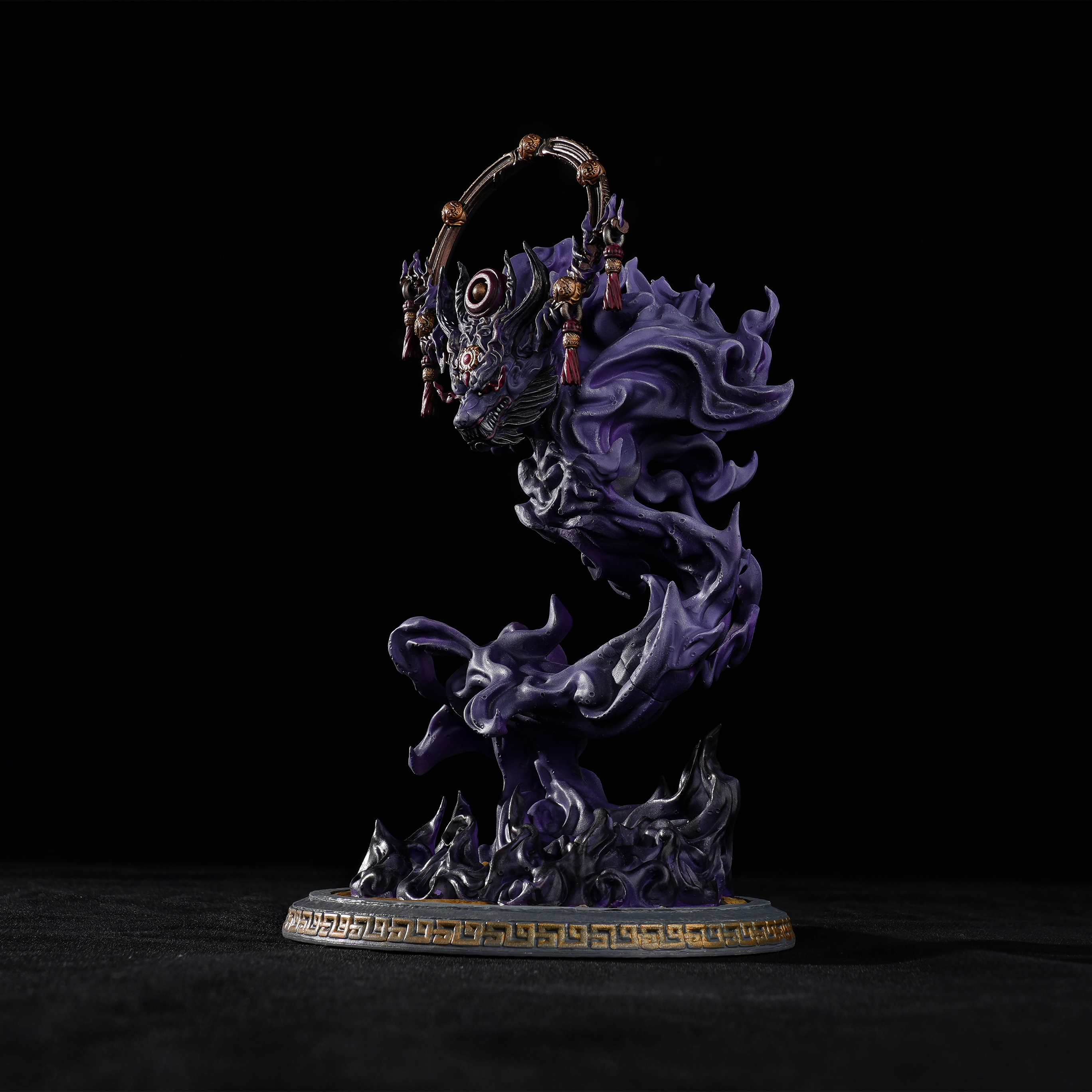 Hand-painted Shadow Dragon - skeletal skull with glowing red eye, shadow energy aura, and arcane halo - Eternal Fangs premium painted miniature for wargame/toptable 